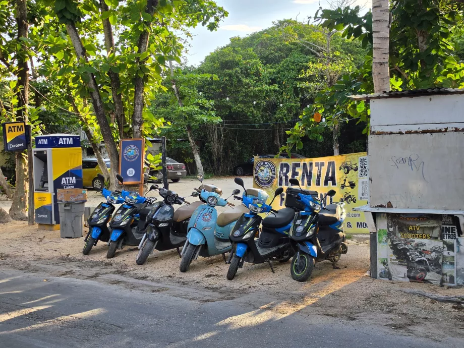 Penyewaan Sepeda Motor di Tulum