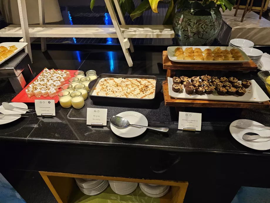 Permen, makan malam
