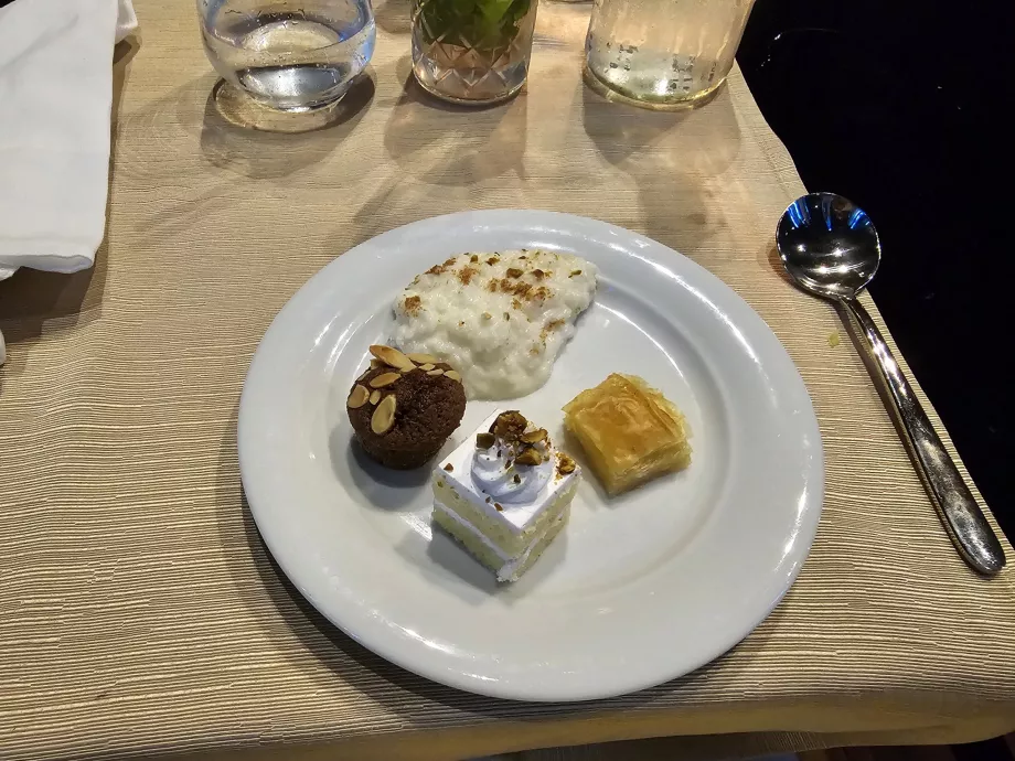 Makanan penutup, makan malam