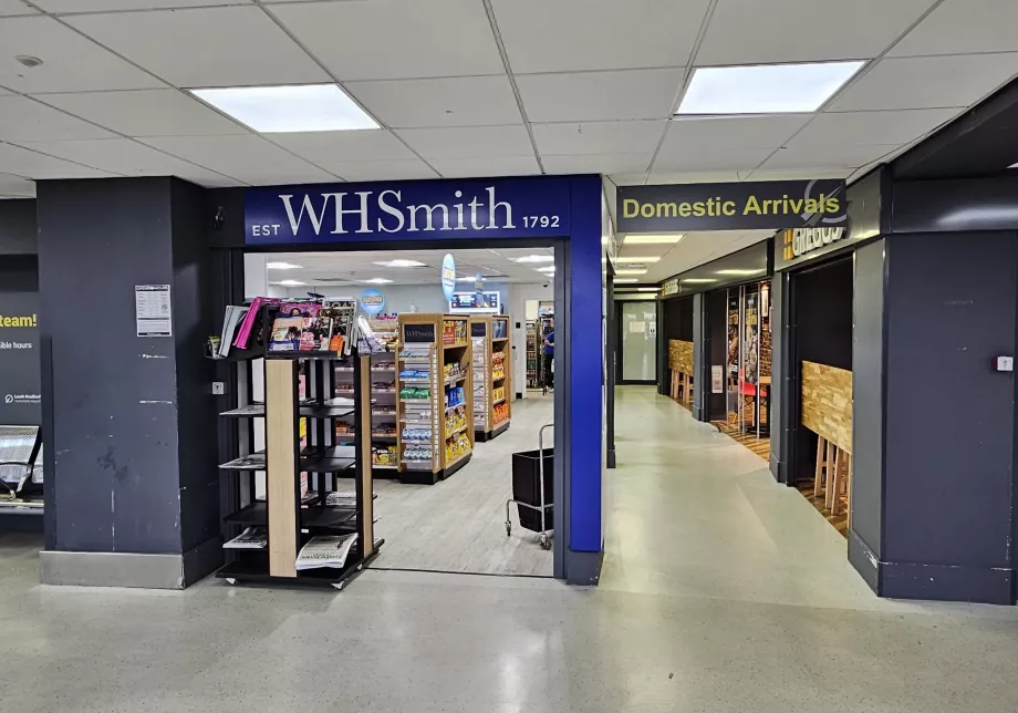 WHSmith, bagian publik