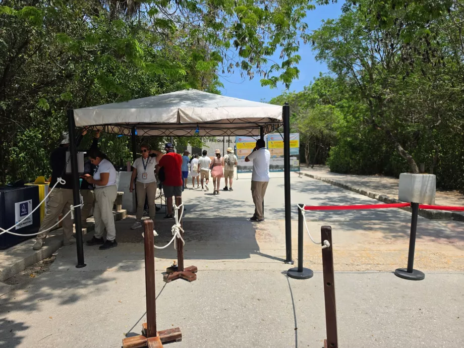 Situs Arkeologi Tulum, pemeriksaan keamanan