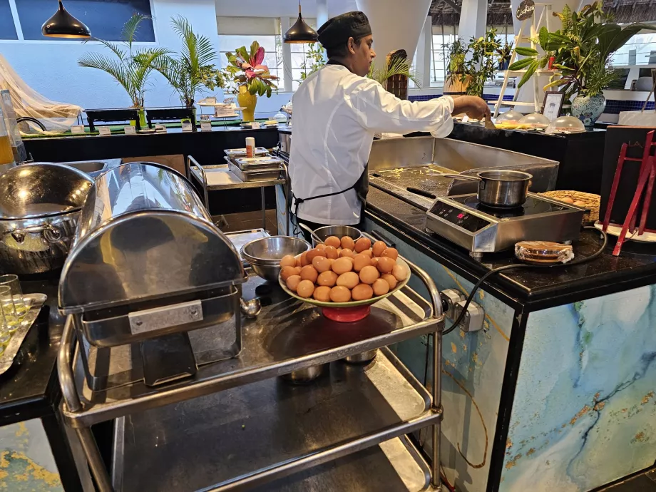 Bar telur saat sarapan