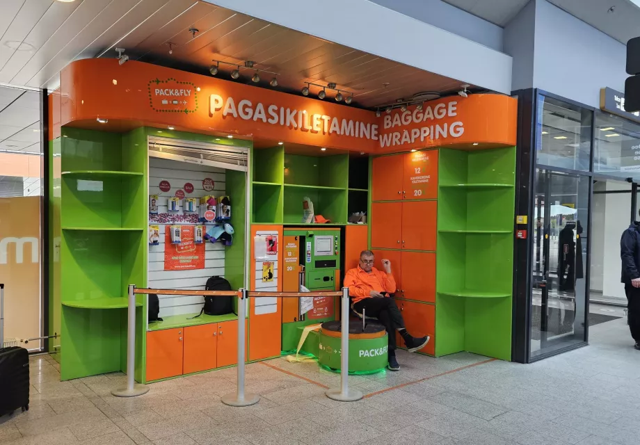 Pembungkus koper
