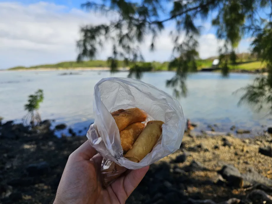Minuman di pantai