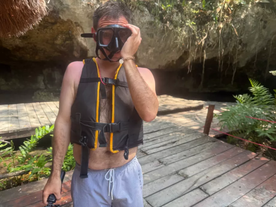 Saya sebelum memasuki Gran Cenote