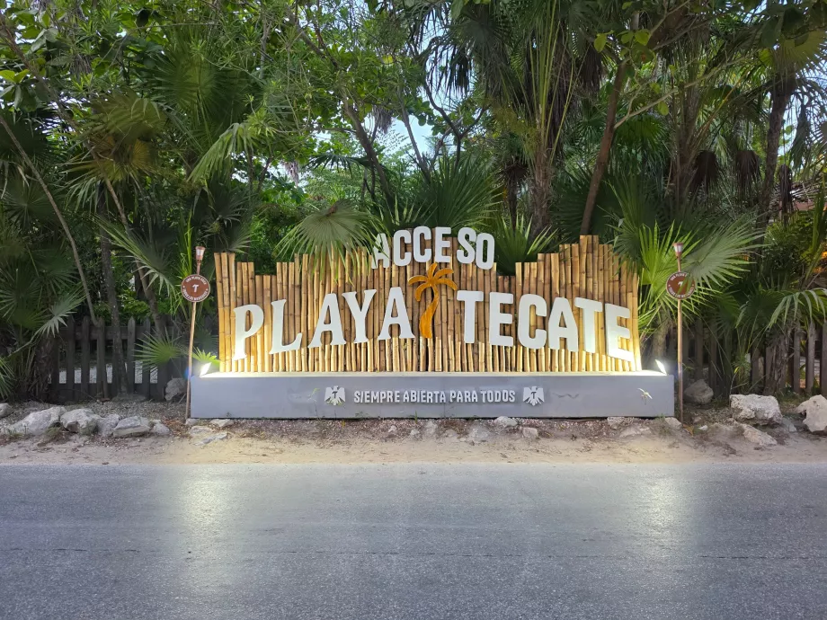 Salah satu klub pantai di Tulum