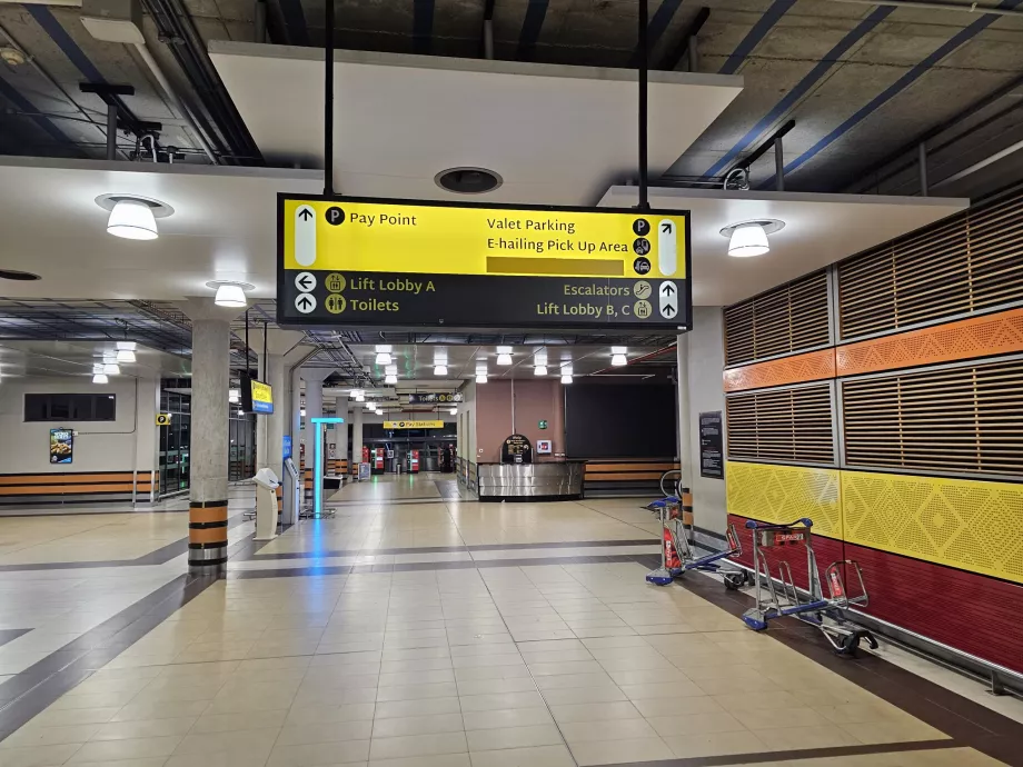 Stasiun mobil melalui aplikasi seluler