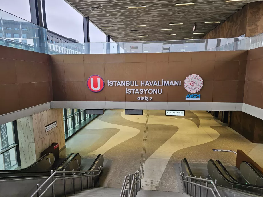 Stasiun metro Bandara Istanbul