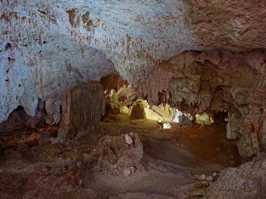 Gua Aktun Chen