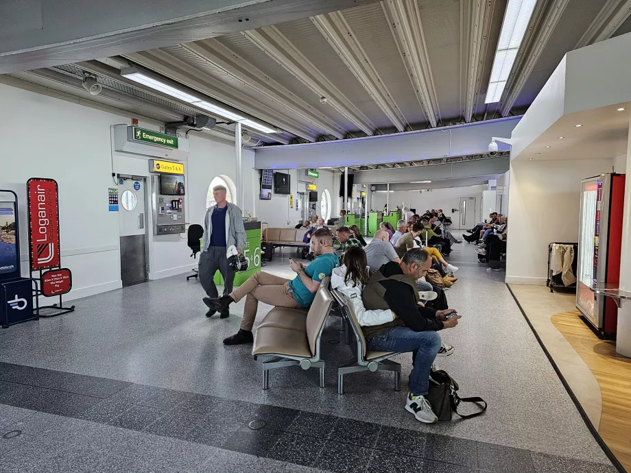 Zona Transit Bandara SOU