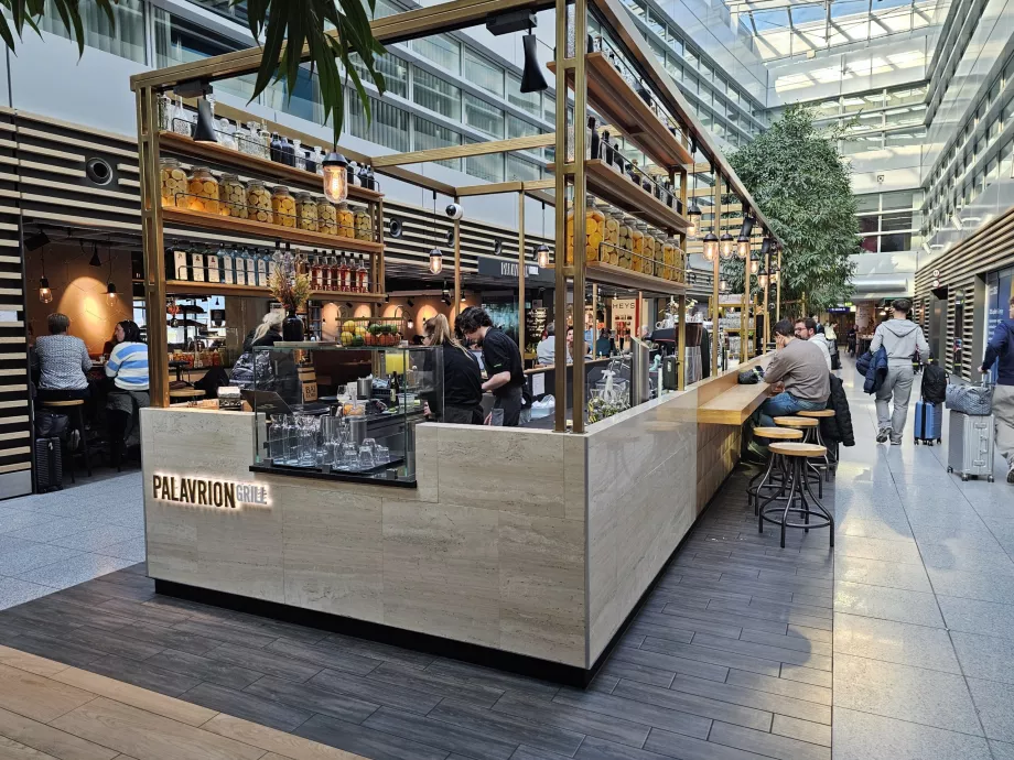 Restoran di area publik