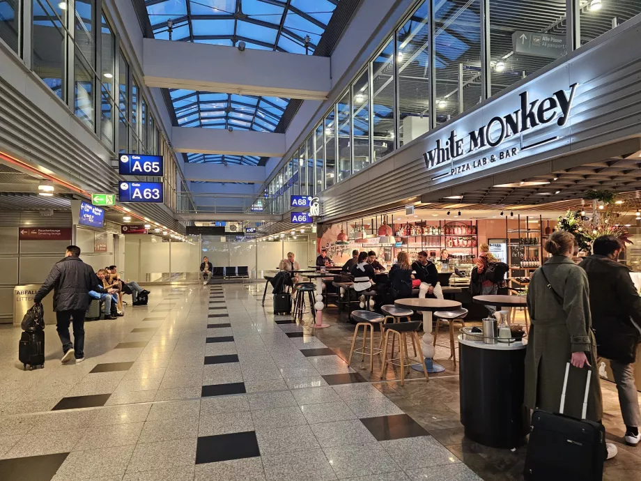 Restoran di area transit