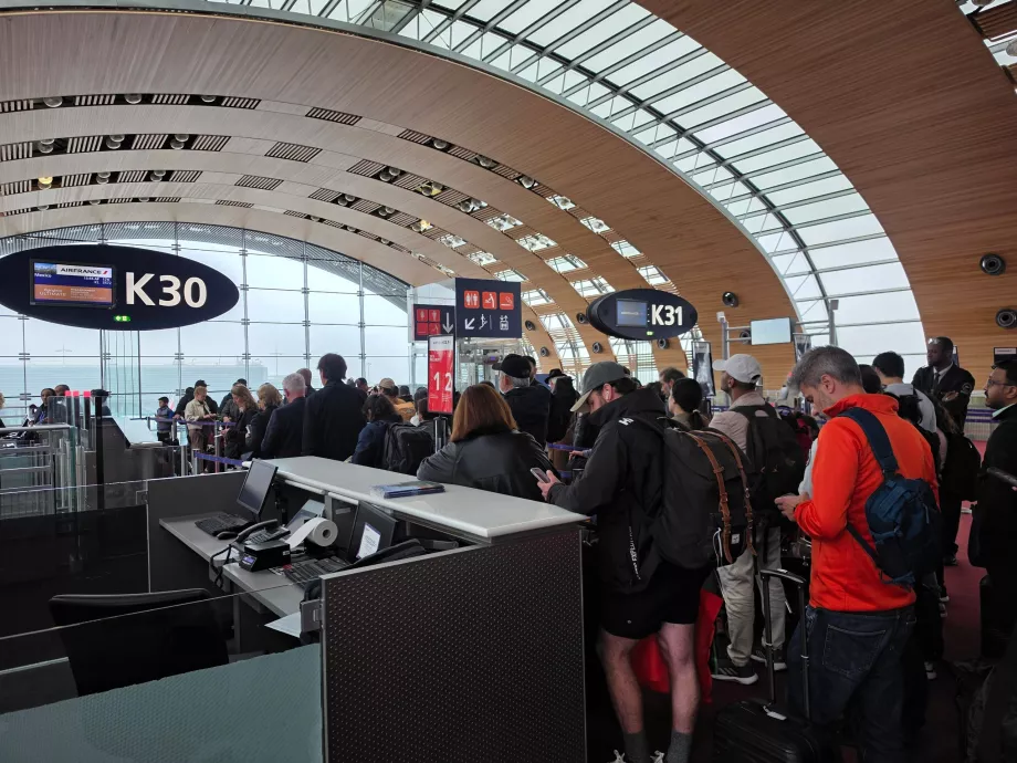 Proses boarding untuk penerbangan