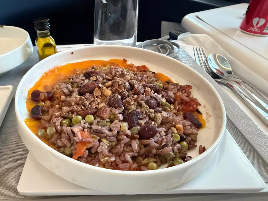 Makan siang, pilihan 2: Nasi Camargue