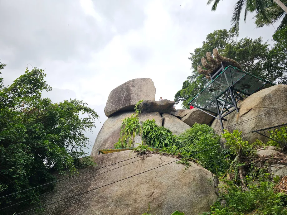 Pemandangan Batu Tumpang Tindih 2