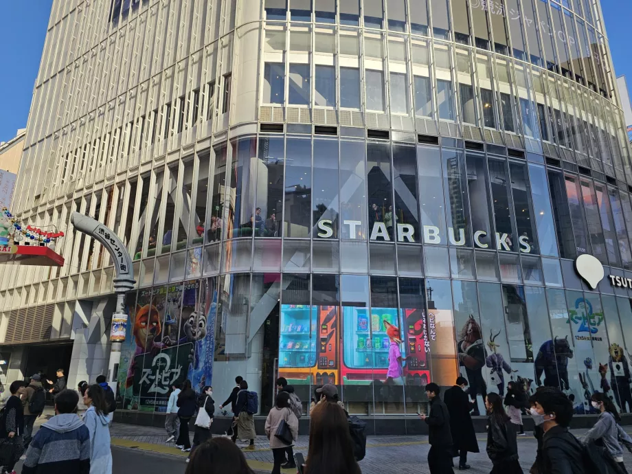 Starbucks di Shibuya Junction