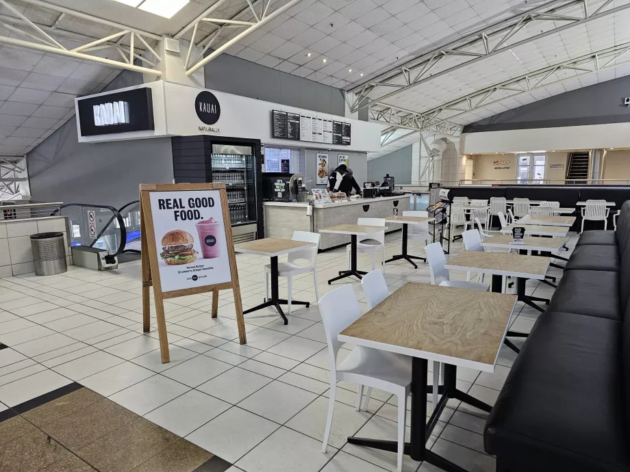 Kafe di area publik