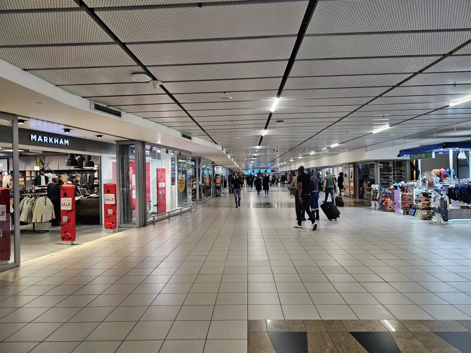 Bagian komersial, bagian publik