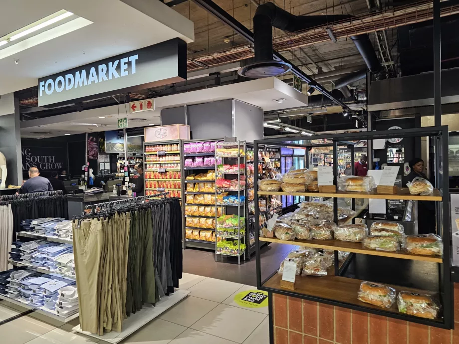 Supermarket Woolworths