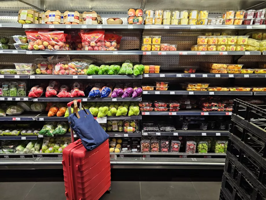 Supermarket Woolworths