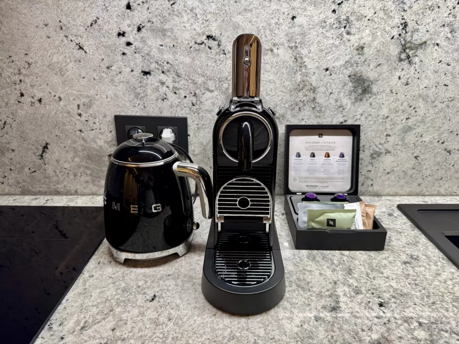 Mesin kopi Nespresso