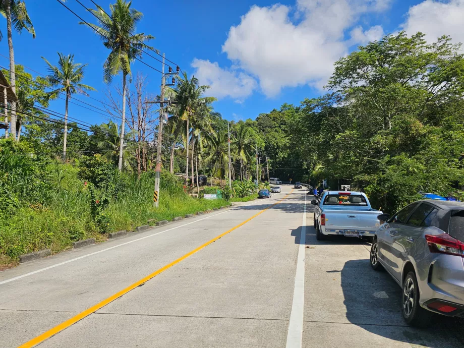 Jalan utama menuju Koh Phangan