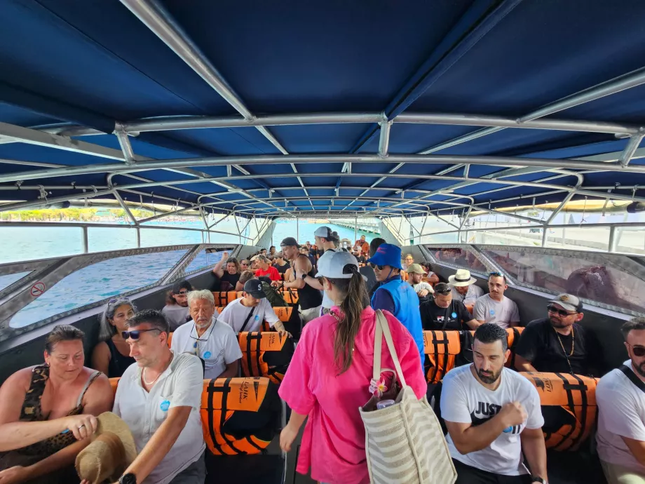 Di dalam speedboat Koh Phangan - Koh Samui