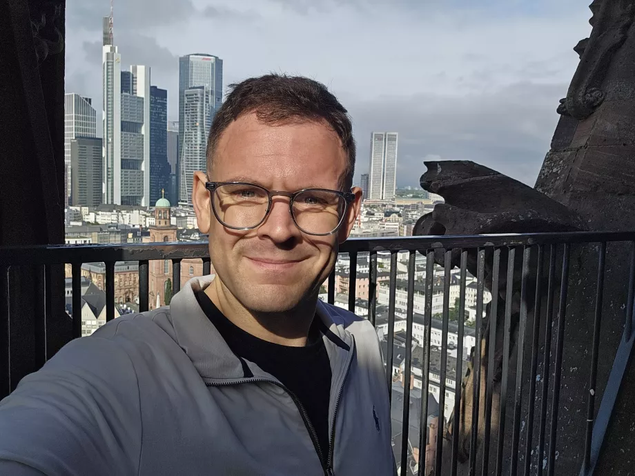 Saya melihat pemandangan dari Domturm