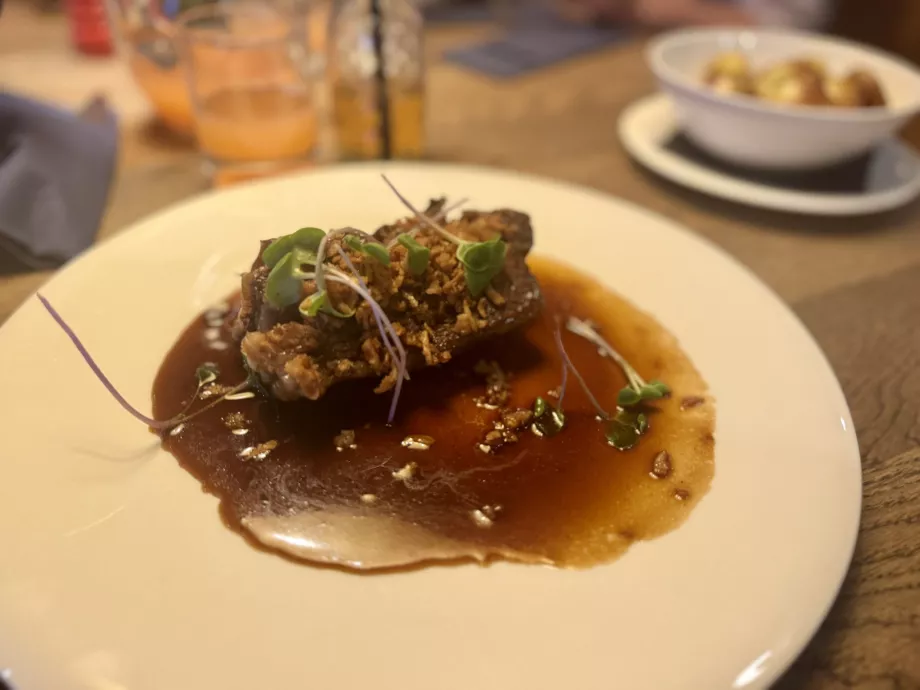Daging sapi dengan anggur