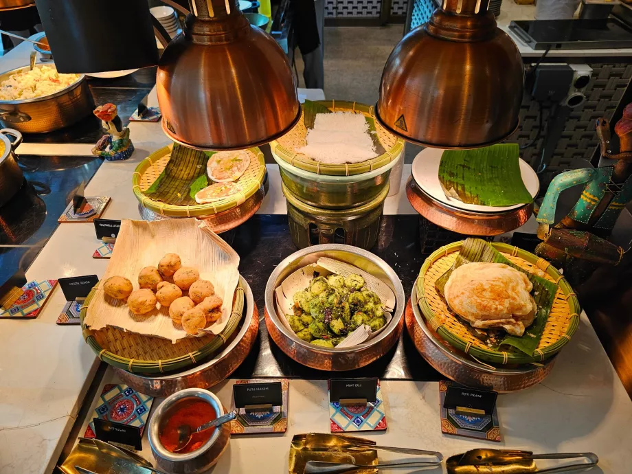 Sarapan di Restoran Rise