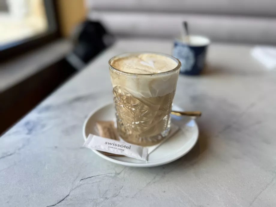 Flat white untuk sarapan