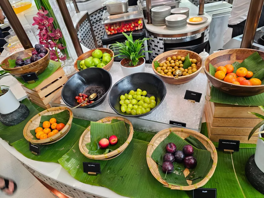 Sarapan di Restoran Rise