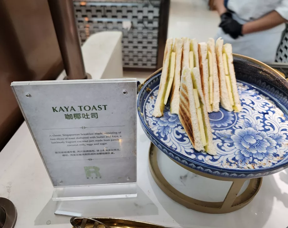 Sarapan di Restoran Rise