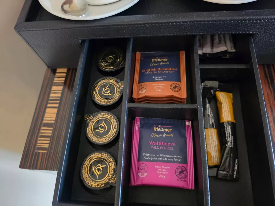 Teh dan kopi instan