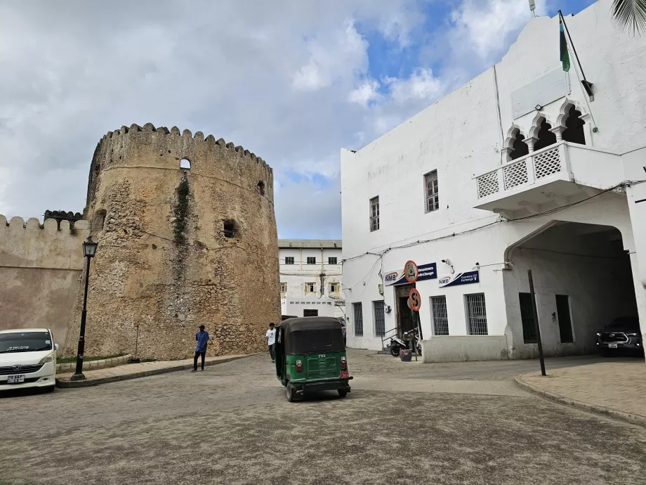 Benteng Tua
