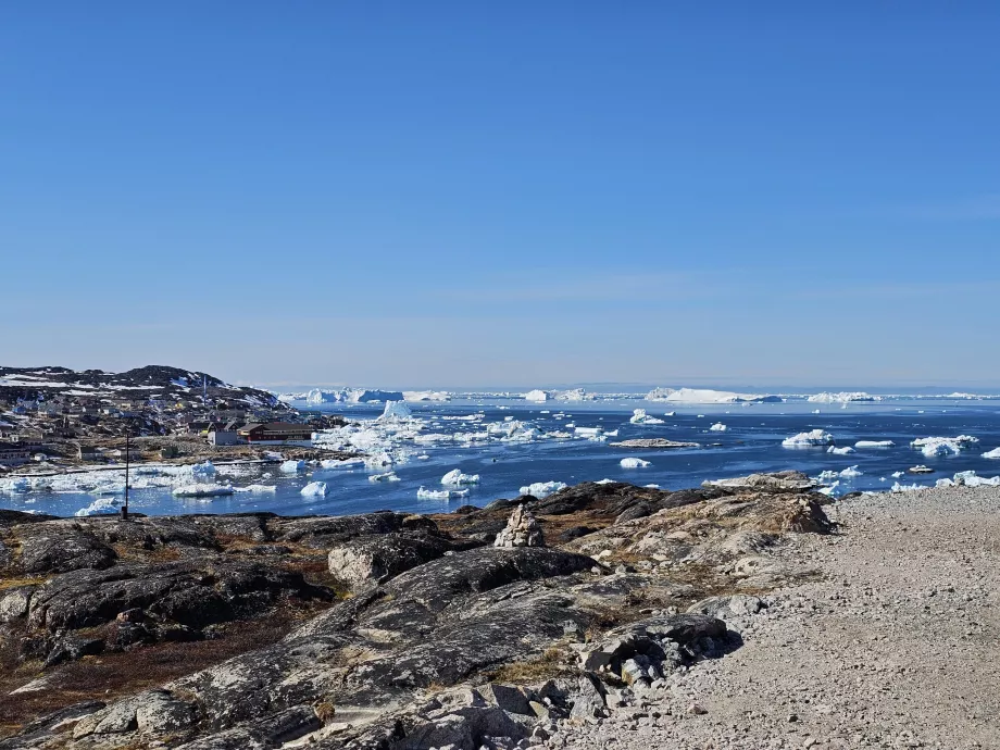 Pemandangan dari Hotel Arctic