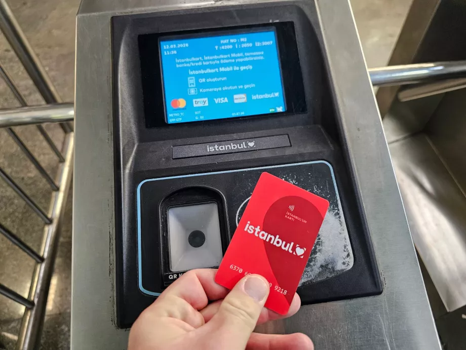 Menggunakan Istanbulkart