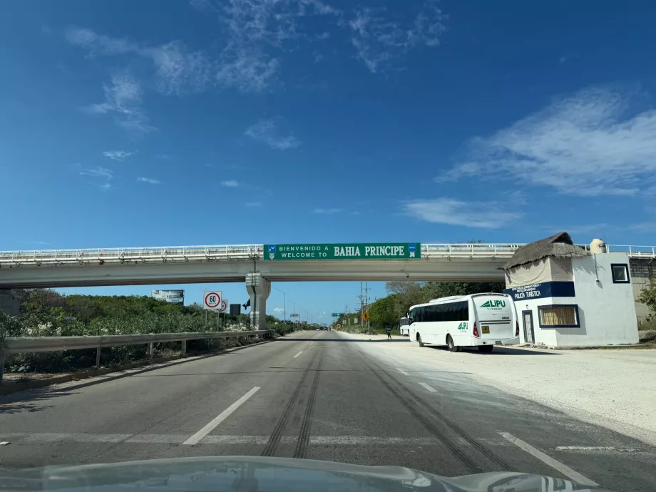Jalan tol antara Cancún dan Tulum
