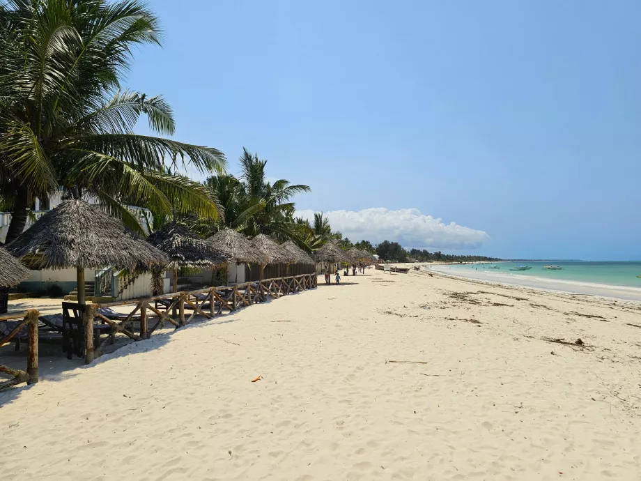 Pantai Pwani Mchangani