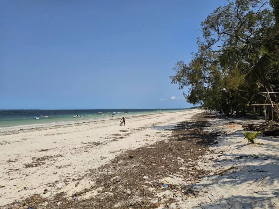 Pantai Uroa