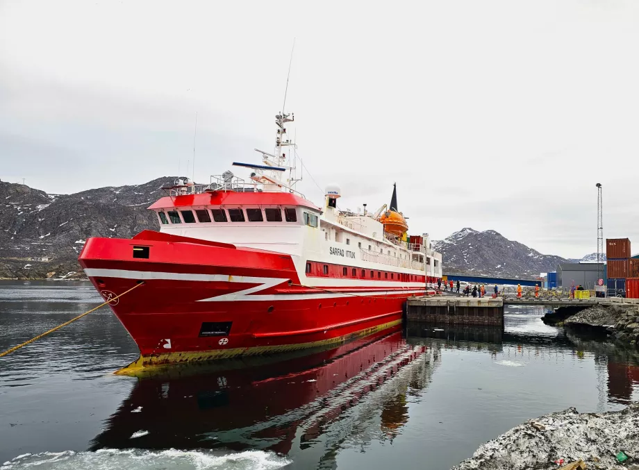Kapal Sarfaq Ittuk