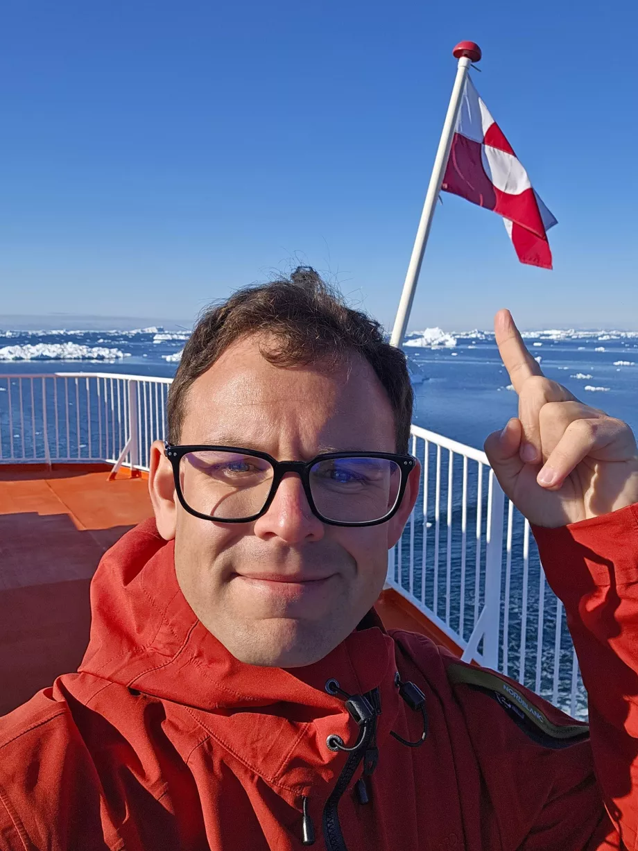 Swafoto dengan bendera Greenland