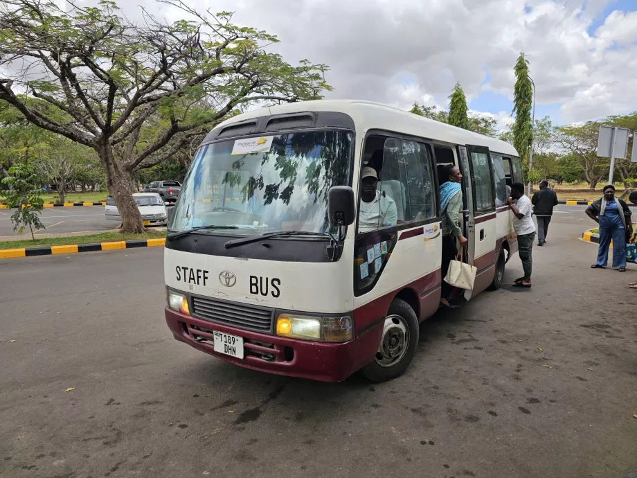 Bus Antar-Jemput Udara Presisi