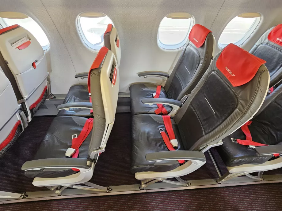 Kursi Embraer E190