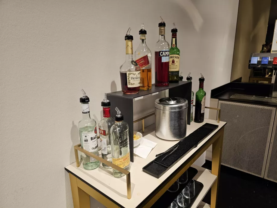Minuman keras dan alkohol keras