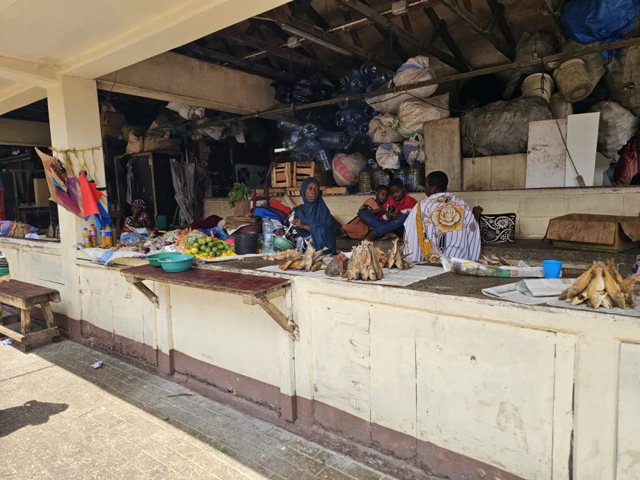 Pasar Ikan Feri