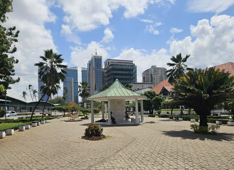 Pusat modern Dar es Salaam