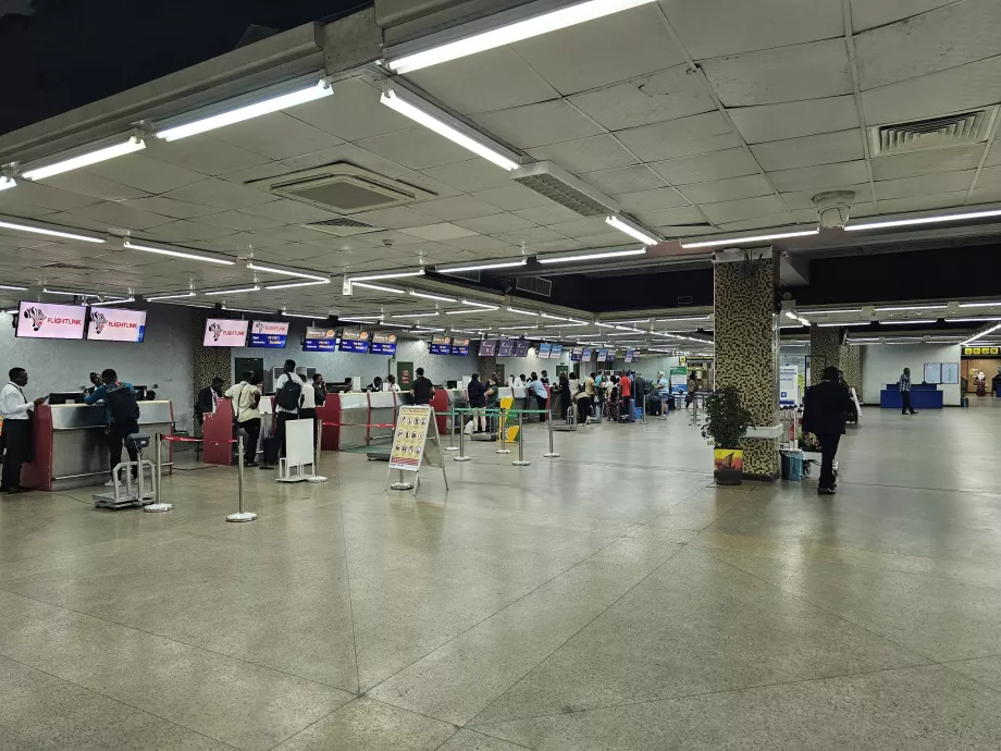 Meja check-in Terminal 2