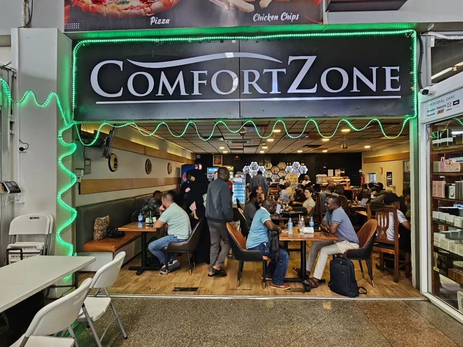 Restoran, Zona Transit, Terminal 2