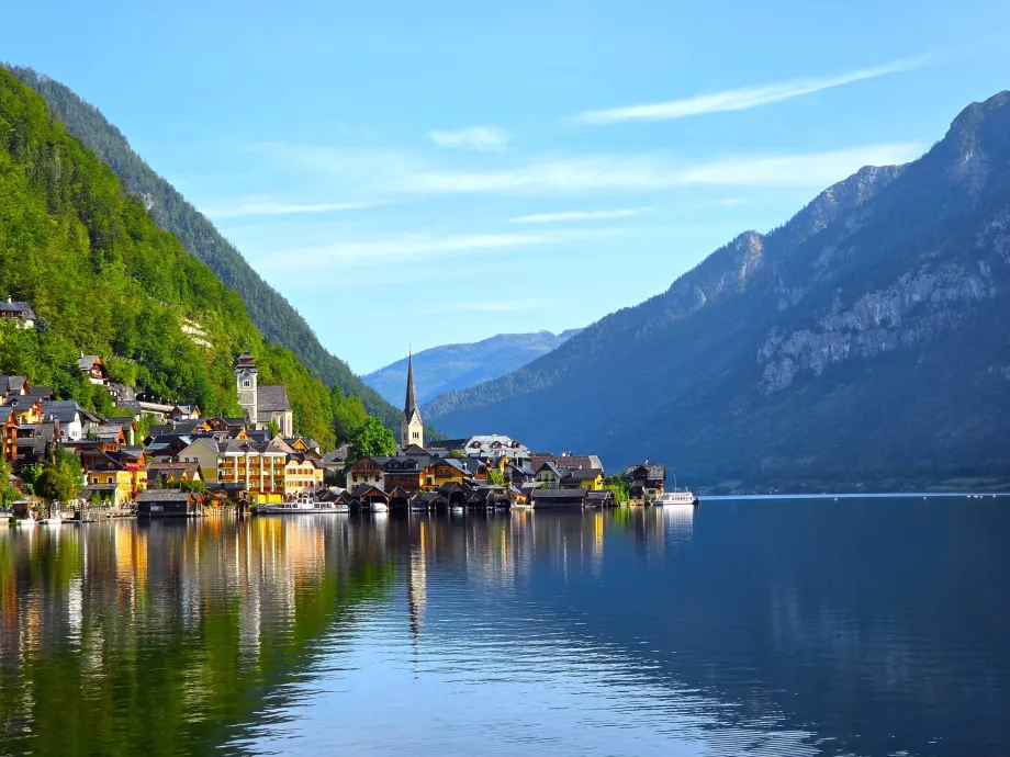 Pemandangan Hallstatt dari halte bus Lahn